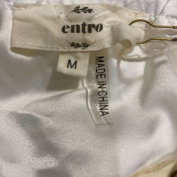 NWT Entro White Dress Embroidered Lace Overlay Crocheted Backless Babydoll - Picture 14 of 16